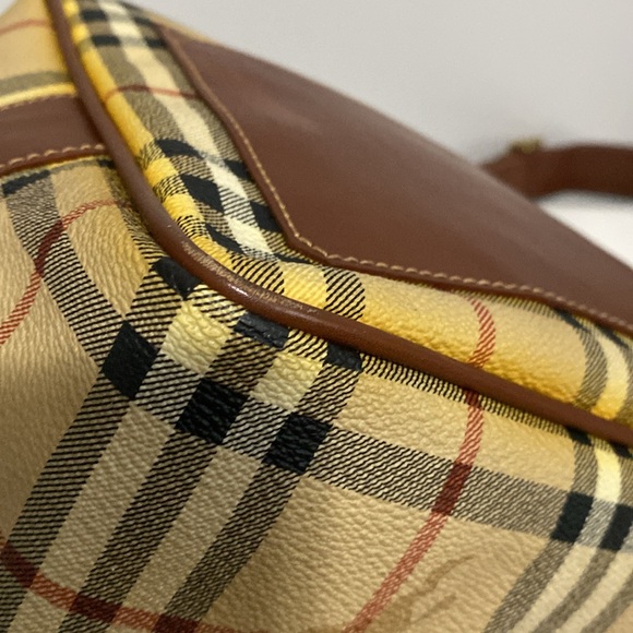 ⛔️ SOLD ⛔️ Burberry Brown and Tan Checkered Messenger Bag - Picture 10 of 14